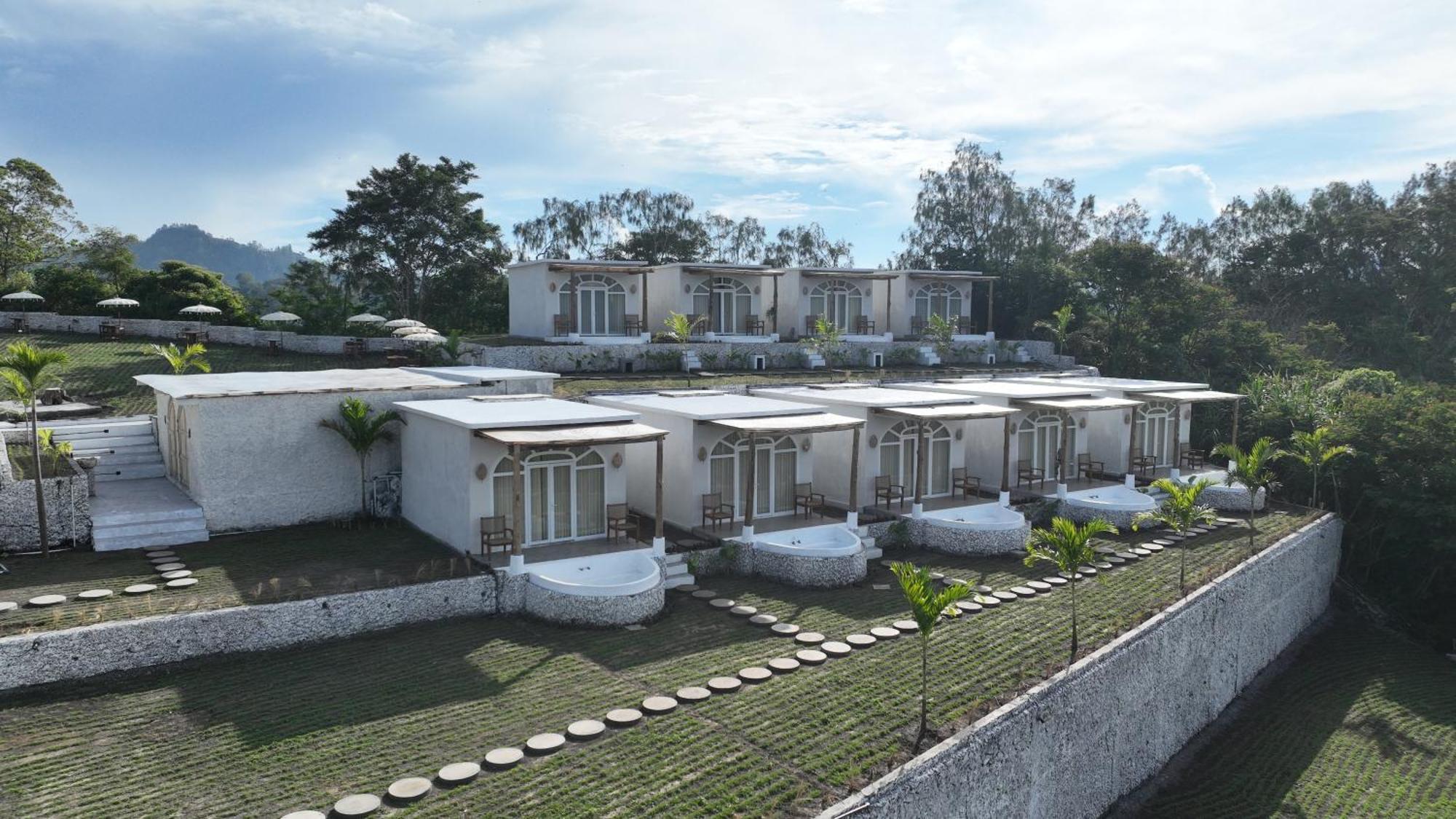 Cinze Villas And Hot Spring Kubupenlokan Buitenkant foto
